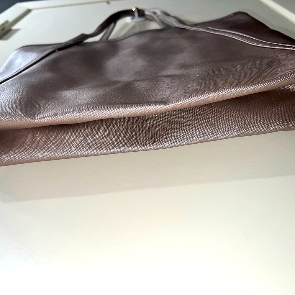 Kate Spade Tote - Picture 3 of 5
